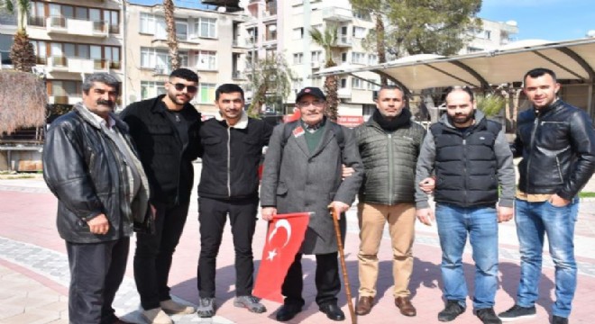  68 yaşındaki Dadaş İzmir’den Çanakkale’ye yürüyor